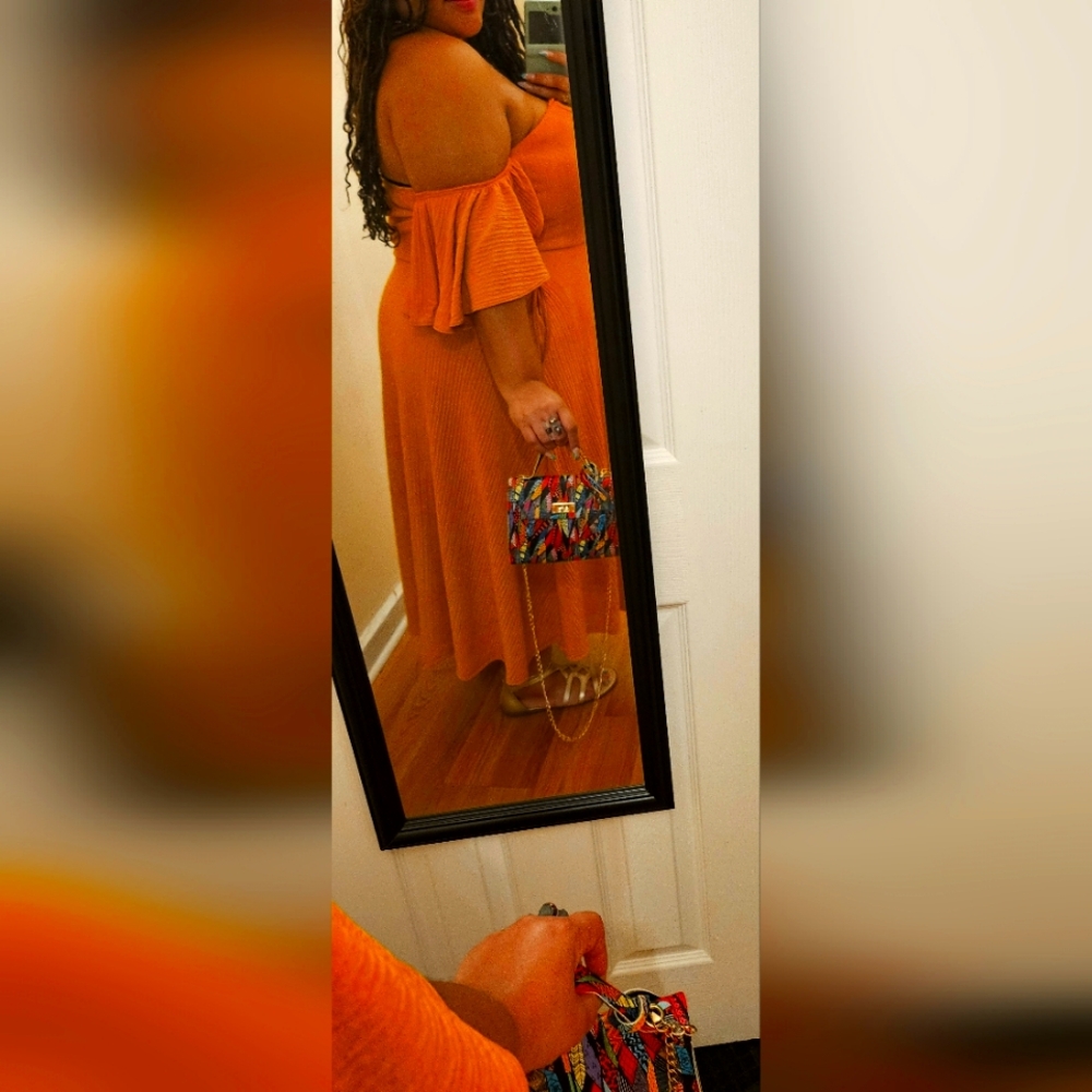 Meet your Posher, Miss